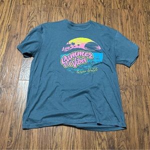 4 2XL Workout shirts bundle